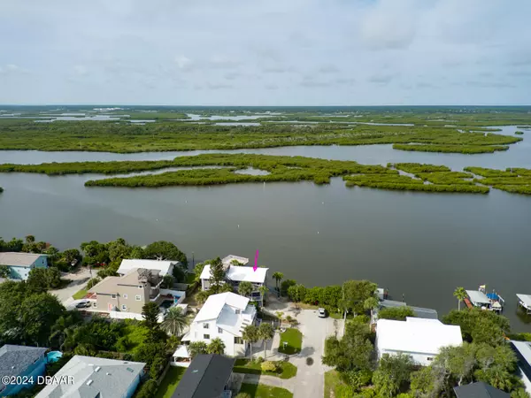 New Smyrna Beach, FL 32169,824 Eel AVE