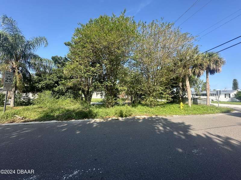 5196 Pineland AVE, Port Orange, FL 32127