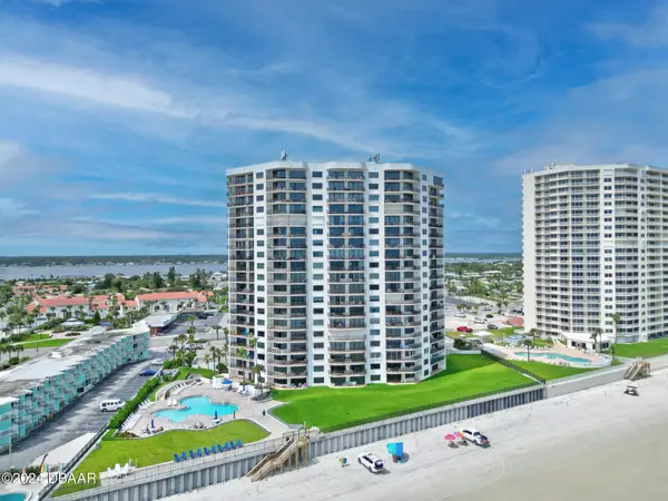 Daytona Beach Shores, FL 32118,2555 Atlantic AVE #1704