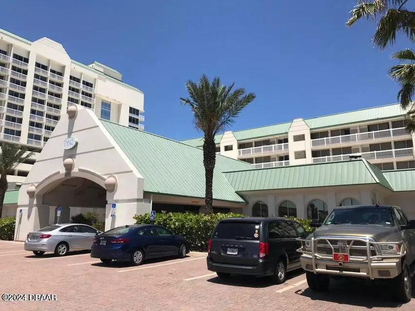 Daytona Beach, FL 32118,2700 Atlantic AVE #808