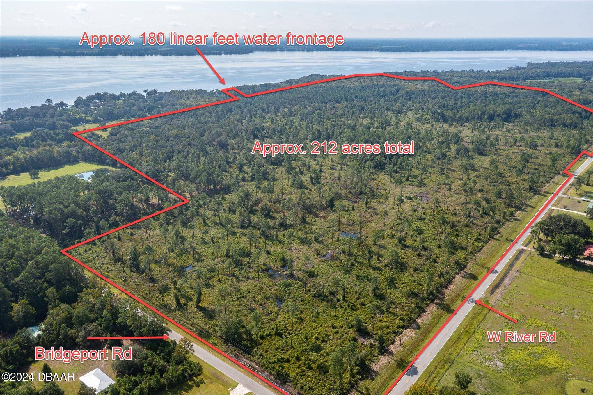 749 River RD, Palatka, FL 32177