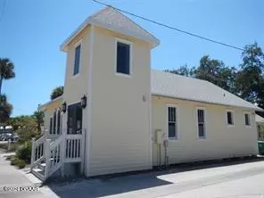 308 Orange ST, New Smyrna Beach, FL 32168