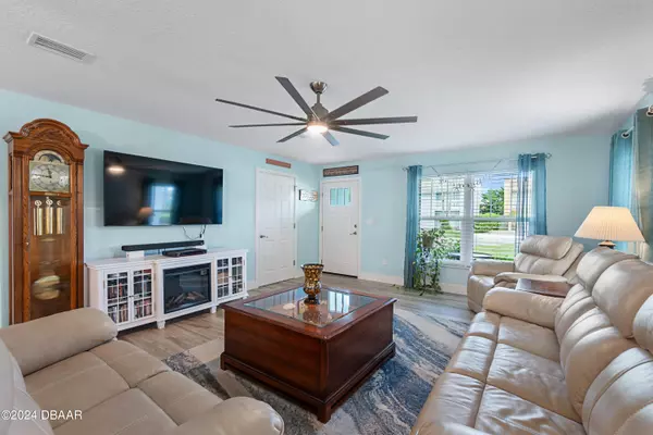 New Smyrna Beach, FL 32169,311 Due East ST