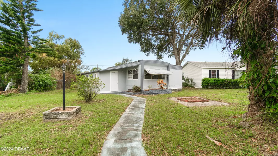 5216 Pineland AVE, Port Orange, FL 32127