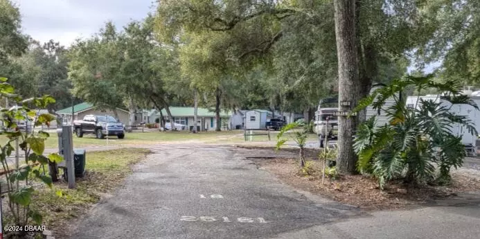 Salt Springs, FL 32134,25161 NE 140TH LOT 18 LOOP