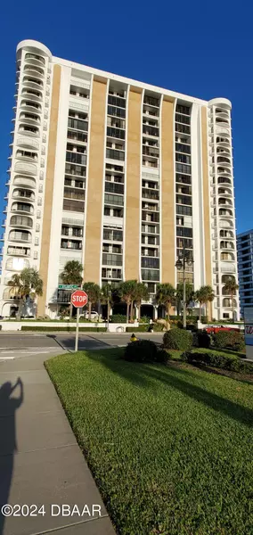 3003 Atlantic AVE #19B4, Daytona Beach Shores, FL 32118