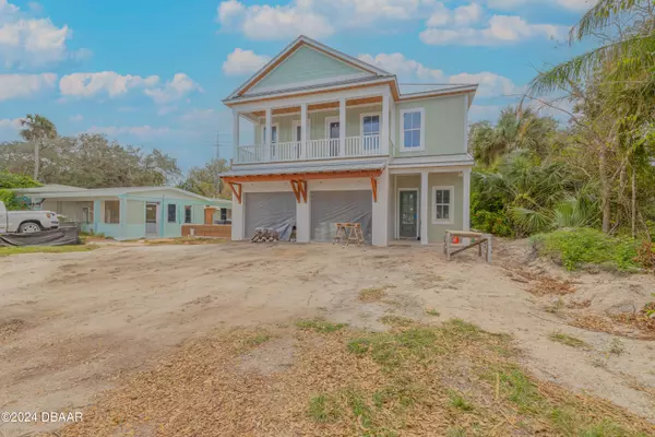 213 Cedar AVE, New Smyrna Beach, FL 32169