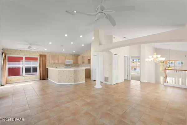 Ormond Beach, FL 32176,184 Coquina Key DR