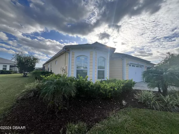 353 Coral Reef WAY, Daytona Beach, FL 32124