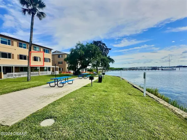 415 Halifax AVE #215, Daytona Beach, FL 32118