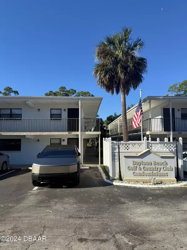 Daytona Beach, FL 32114,1508 Virginia AVE #103