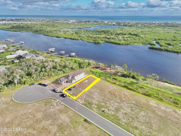 4 Coronado RD, Flagler Beach, FL 32136