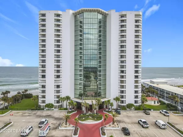 2425 Atlantic AVE E #1004, Daytona Beach, FL 32118