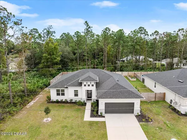 20 Portia LN, Palm Coast, FL 32164