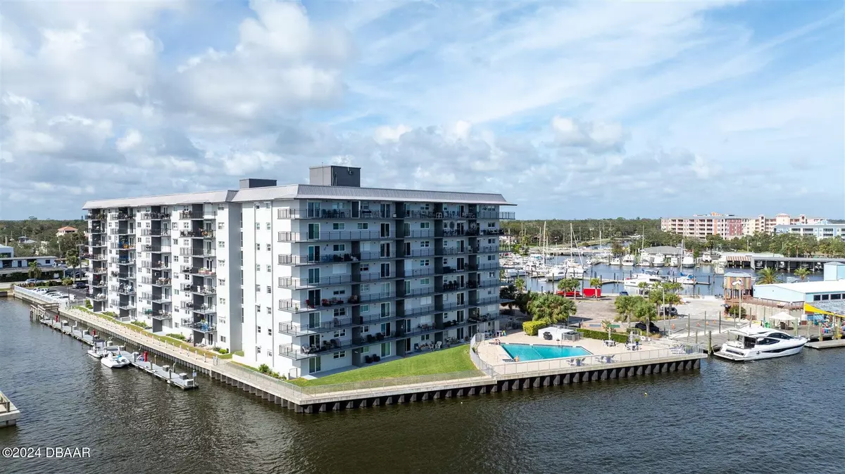 New Smyrna Beach, FL 32168,101 Riverside DR #1140