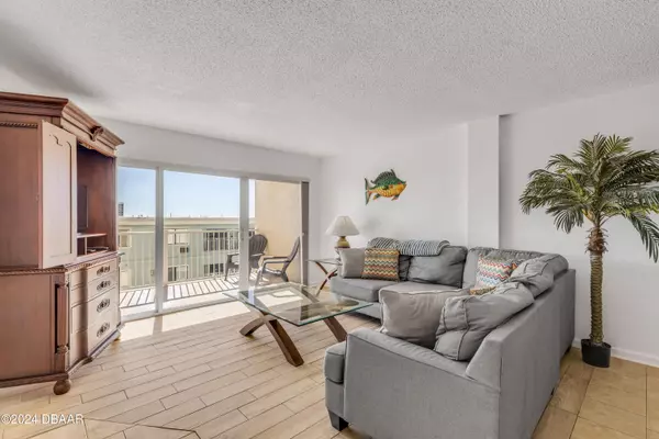 New Smyrna Beach, FL 32169,3501 Atlantic AVE #407