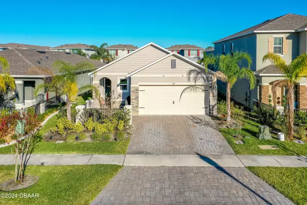 New Smyrna Beach, FL 32168,355 Caryota CT