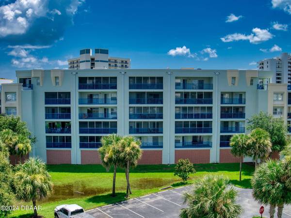 5300 Atlantic AVE S #1-203, New Smyrna Beach, FL 32169