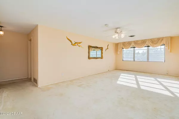 Ormond Beach, FL 32176,124 Ormond Pkwy