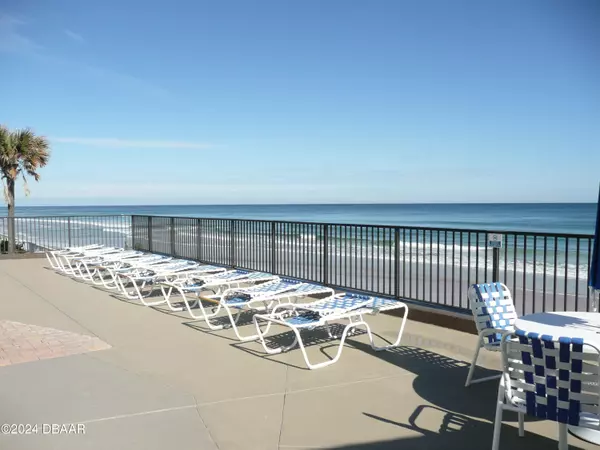 Daytona Beach, FL 32118,2615 Atlantic AVE SE #6E