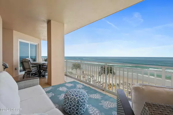 Daytona Beach Shores, FL 32118,3245 Atlantic AVE #304