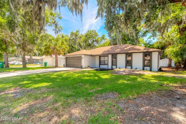 Holly Hill, FL 32117,1016 Indian Oaks E