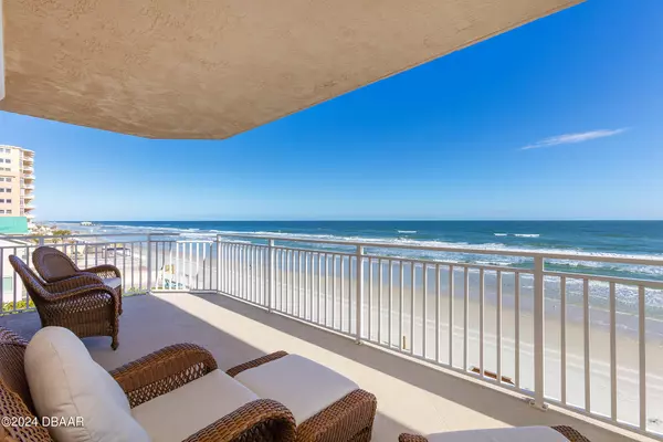 Daytona Beach Shores, FL 32118,3851 Atlantic AVE #301