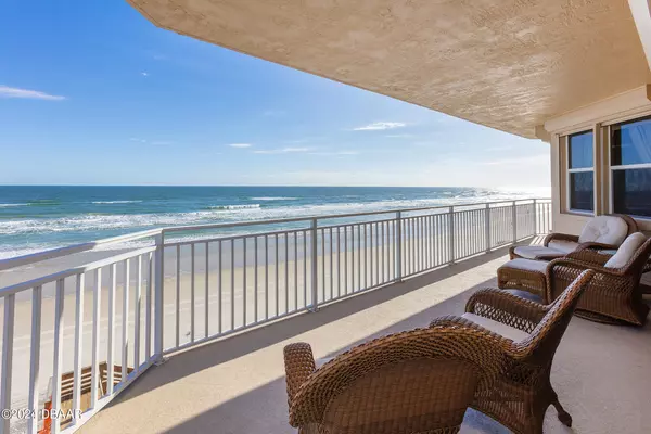 Daytona Beach Shores, FL 32118,3851 Atlantic AVE #301