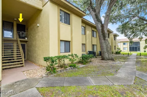 310 Palm Coast Pkwy NE #203, Palm Coast, FL 32137