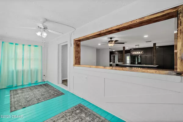 New Smyrna Beach, FL 32168,705 Wayne AVE