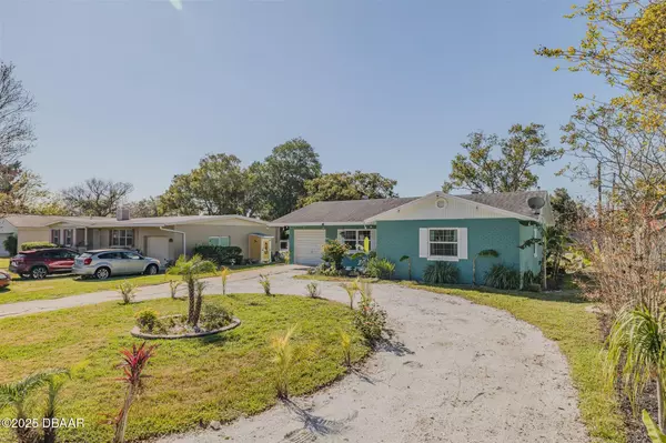 328 Dubs DR, Daytona Beach, FL 32117