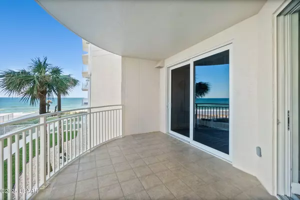 Daytona Beach Shores, FL 32118,2403 Atlantic AVE #209