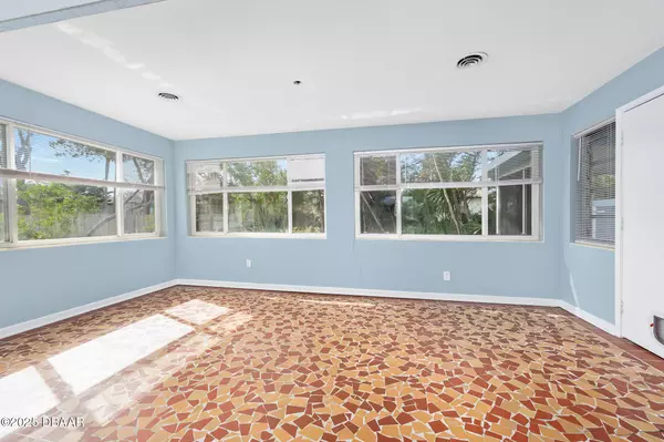 Ormond Beach, FL 32176,142 Seton TRL