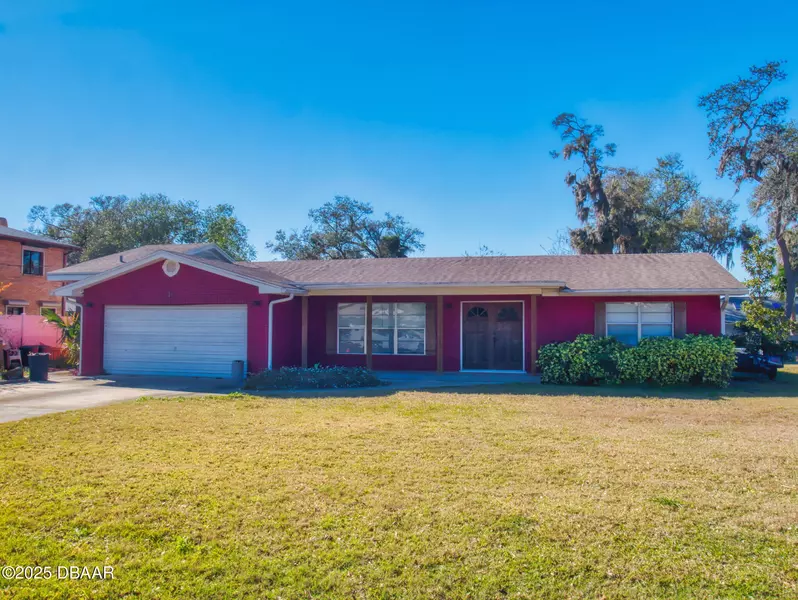 16 Oak AVE, Ormond Beach, FL 32174