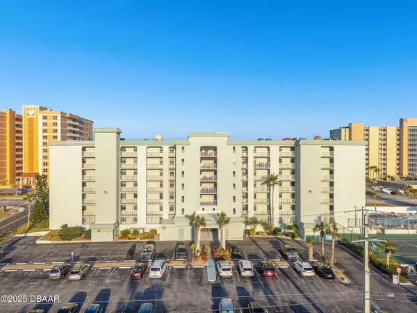 3800 Atlantic AVE #103, Daytona Beach, FL 32118