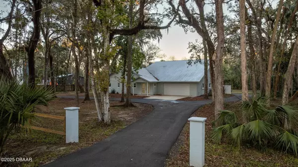 New Smyrna Beach, FL 32168,555 Wildwood DR