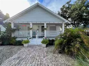 306 Washington ST, New Smyrna Beach, FL 32168