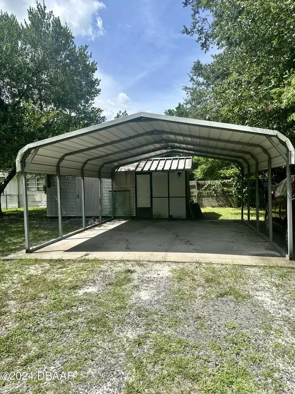 Deland, FL 32720,32031 Division ST