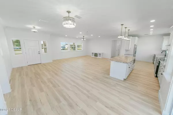 Ponce Inlet, FL 32127,91 Maura TER