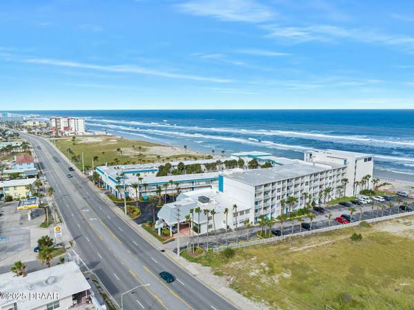 935 Atlantic AVE #111, Daytona Beach, FL 32118