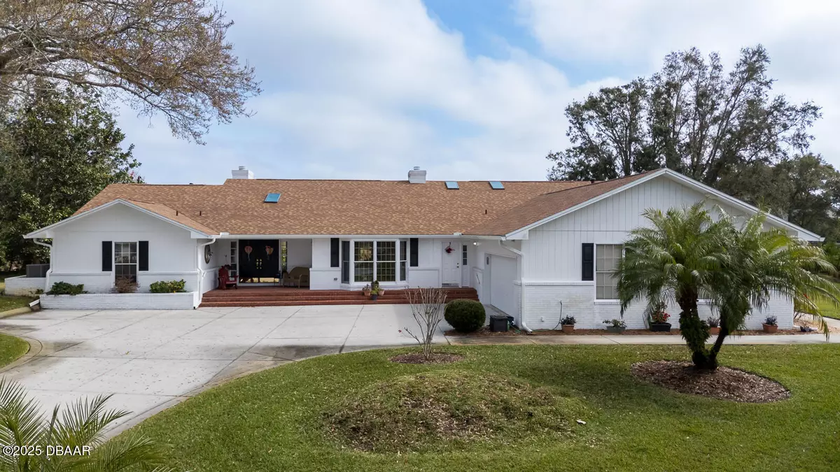 New Smyrna Beach, FL 32168,958 Beach Fern CT