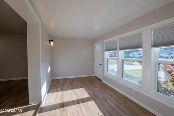 South Daytona, FL 32119,2211 GREEN ST