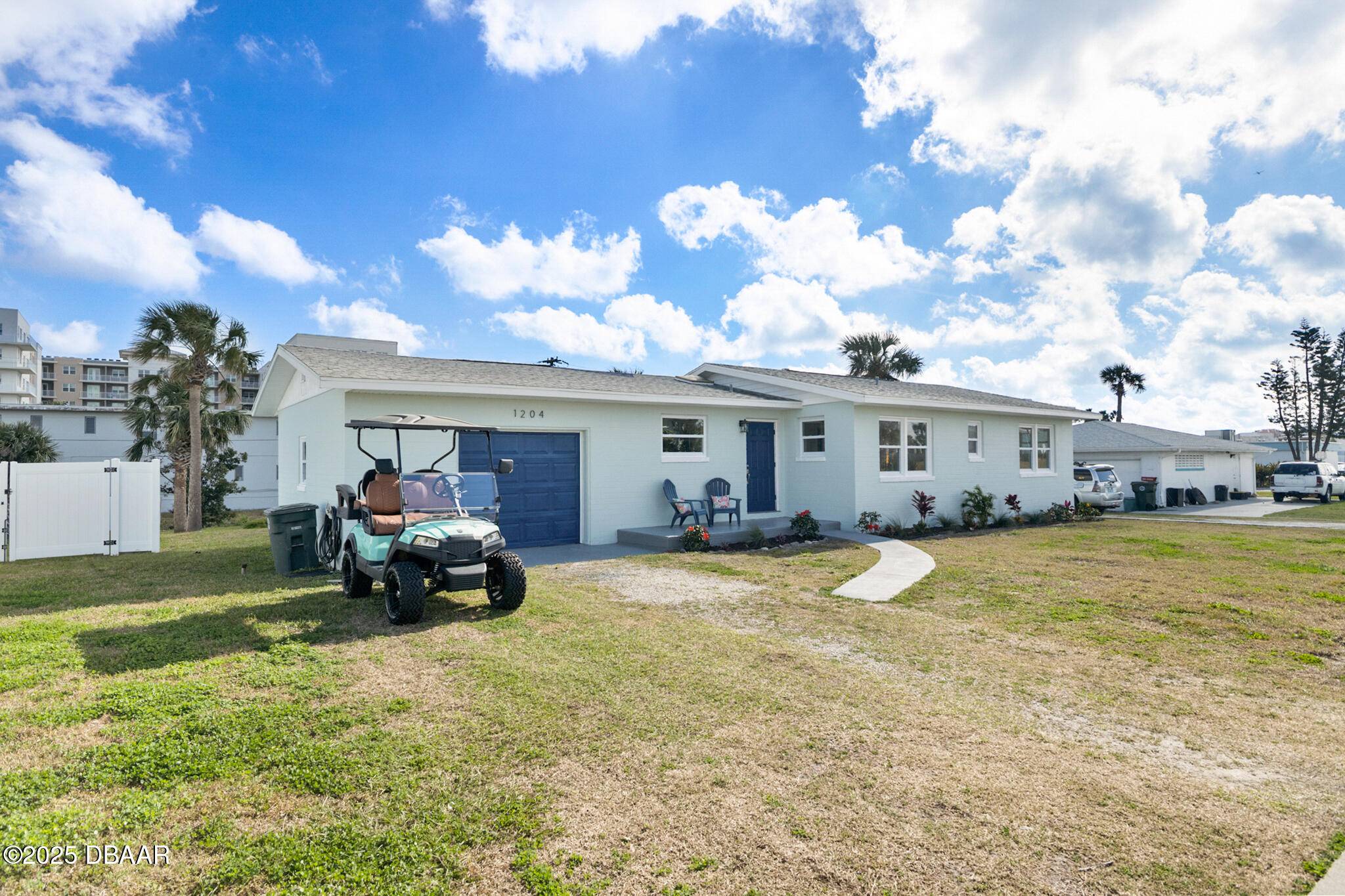 Daytona Beach, FL 32118,1204 Bel Aire DR