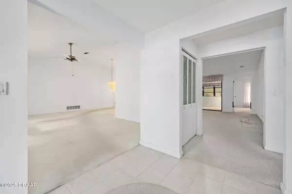 Palm Coast, FL 32137,5 Blair CT