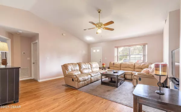 Holly Hill, FL 32117,1006 Great Oaks DR