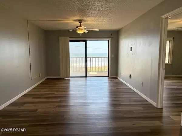 Ormond Beach, FL 32176,2220 Ocean Shore BLVD #202A