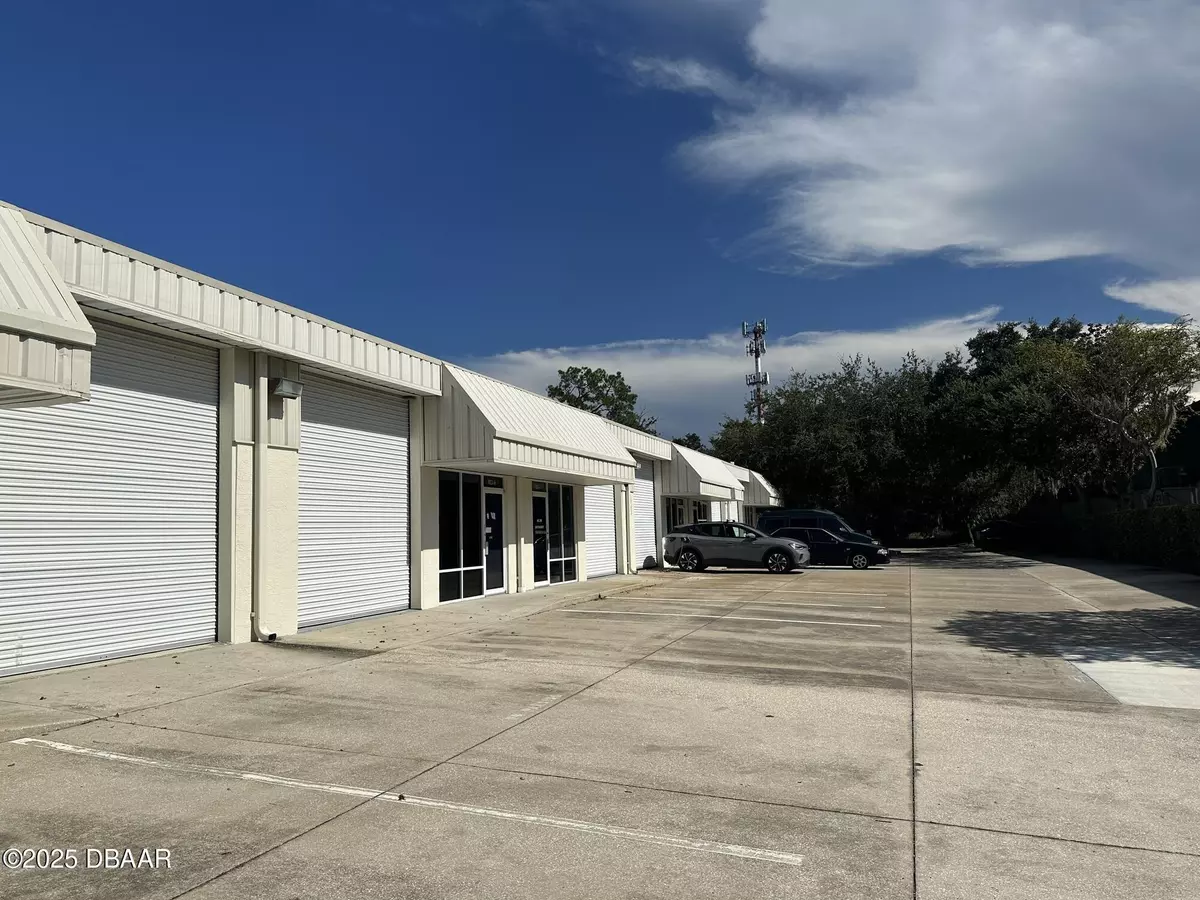 South Daytona, FL 32119,933 Beville RD #102D