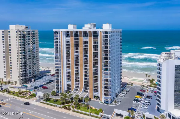 3003 Atlantic AVE #3A2, Daytona Beach Shores, FL 32118