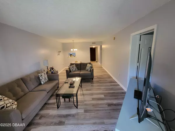 Ormond Beach, FL 32174,640 Nova RD #115