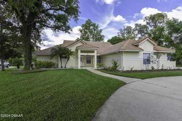 Ormond Beach, FL 32174,5 Lake Isle WAY